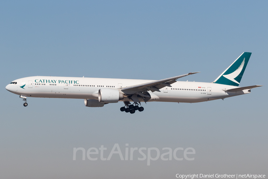 Cathay Pacific Boeing 777-367(ER) (B-KPW) | Photo 238920
