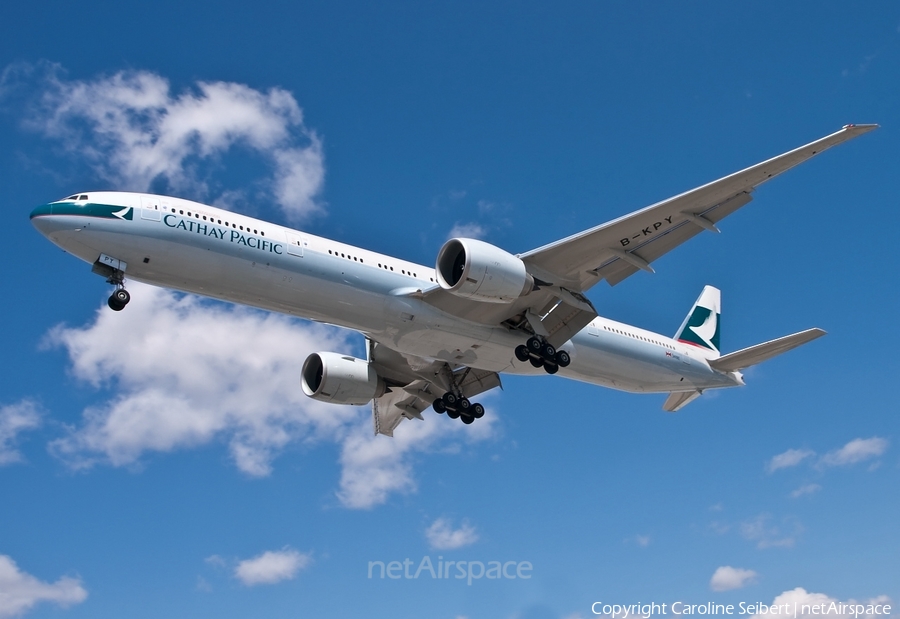 Cathay Pacific Boeing 777-367(ER) (B-KPY) | Photo 77356