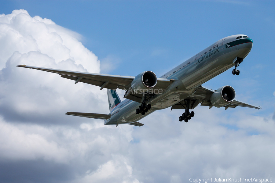 Cathay Pacific Boeing 777-367(ER) (B-KQA) | Photo 105904