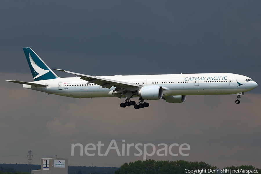 Cathay Pacific Boeing 777-367(ER) (B-KQF) | Photo 448545