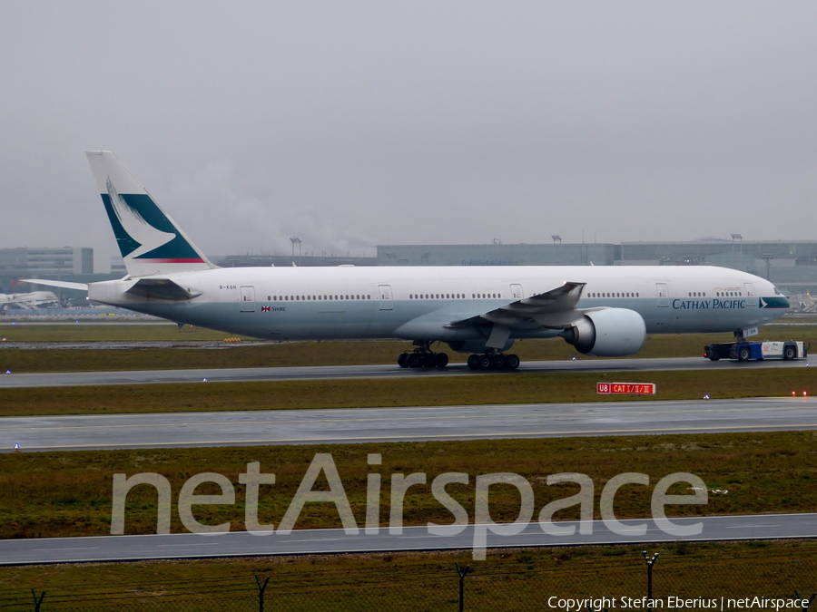 Cathay Pacific Boeing 777-367(ER) (B-KQH) | Photo 423265