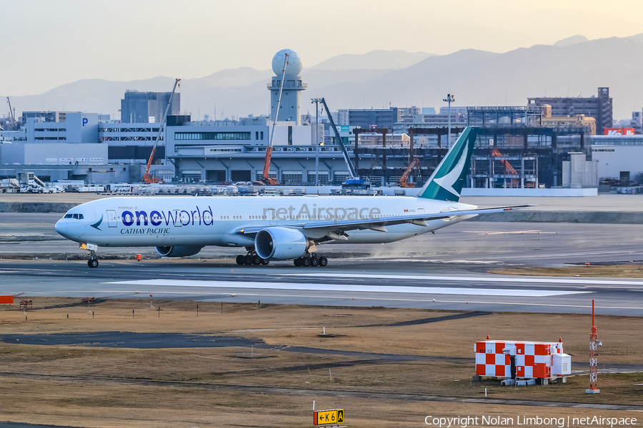 Cathay Pacific Boeing 777-367(ER) (B-KQL) | Photo 594383