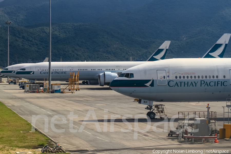 Cathay Pacific Boeing 777-367(ER) (B-KQL) | Photo 377247