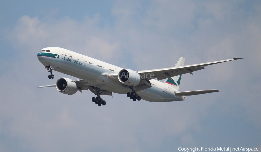 Cathay Pacific Boeing 777-367(ER) (B-KQM) | Photo 437390