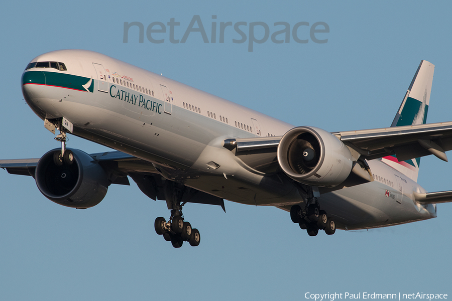 Cathay Pacific Boeing 777-367(ER) (B-KQN) | Photo 64249