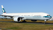 Cathay Pacific Boeing 777-367(ER) (B-KQO) at  Paris - Charles de Gaulle (Roissy), France