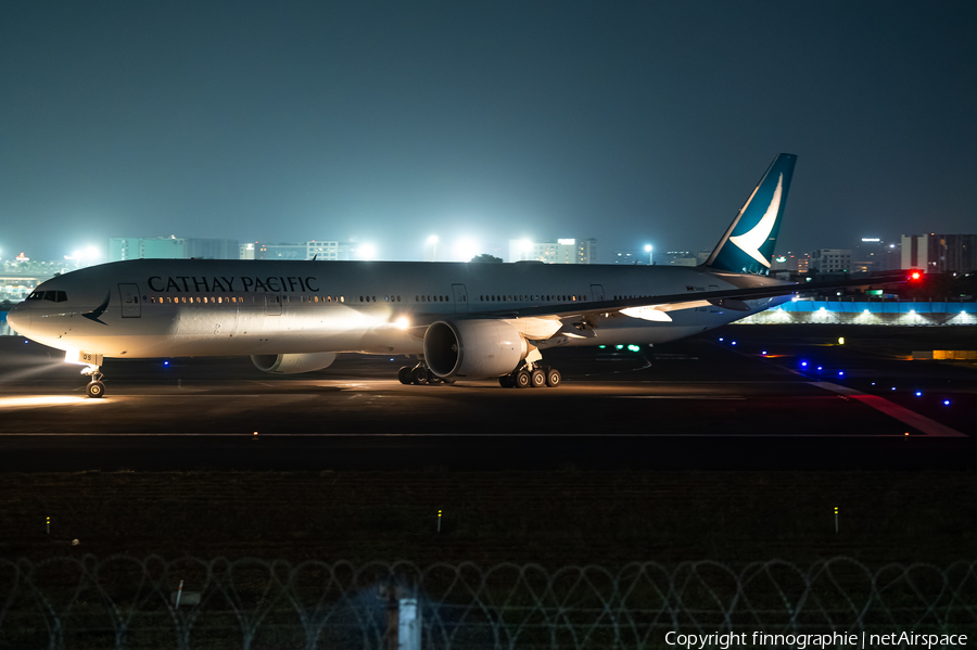 Cathay Pacific Boeing 777-367(ER) (B-KQS) | Photo 608710