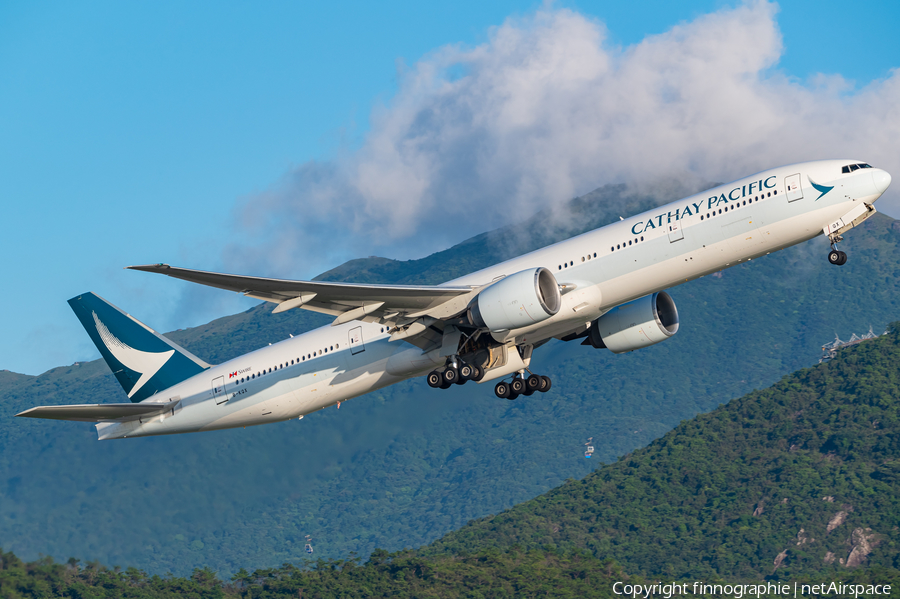 Cathay Pacific Boeing 777-367(ER) (B-KQX) | Photo 639245