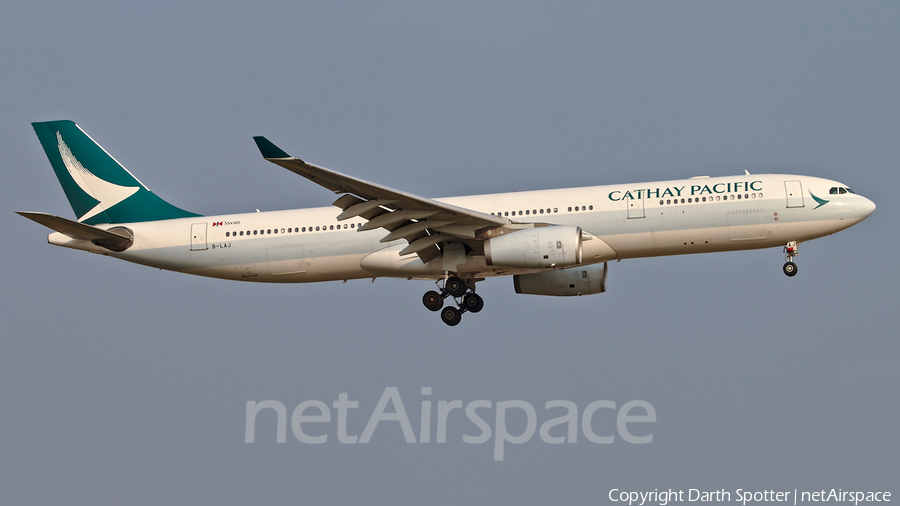 Cathay Pacific Airbus A330-343 (B-LAJ) | Photo 318483