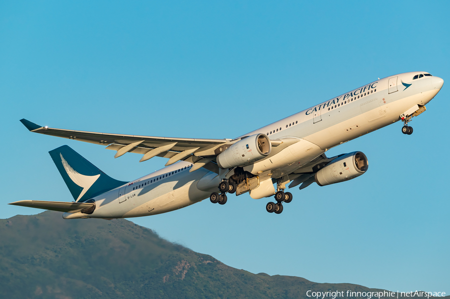 Cathay Pacific Airbus A330-343E (B-LAM) | Photo 639251