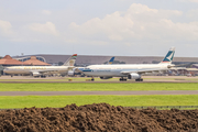 Cathay Pacific Airbus A330-343 (B-LBA) at  Jakarta - Soekarno-Hatta International, Indonesia
