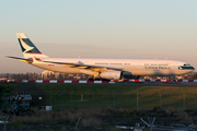 Cathay Pacific Airbus A330-343 (B-LBB) at  Sydney - Kingsford Smith International, Australia