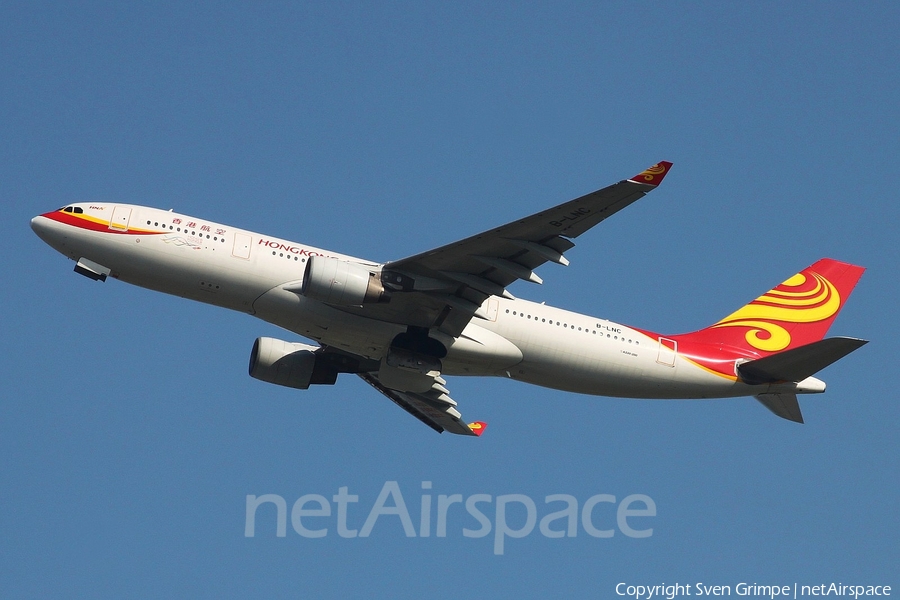 Hong Kong Airlines Airbus A330-223 (B-LNC) | Photo 27410