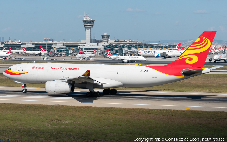 Hong Kong Airlines Airbus A330-243F (B-LNZ) | Photo 339453