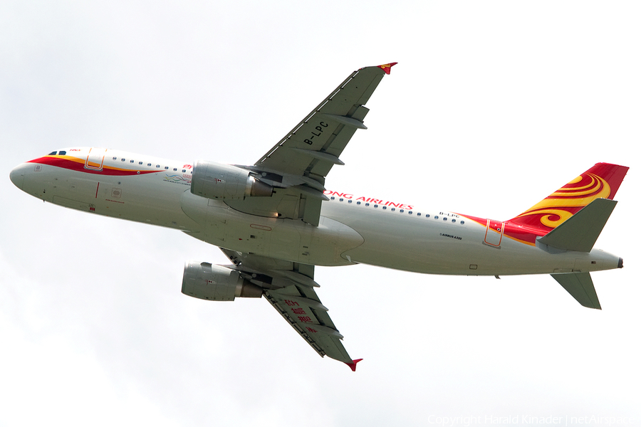 Hong Kong Airlines Airbus A320-214 (B-LPC) | Photo 304034