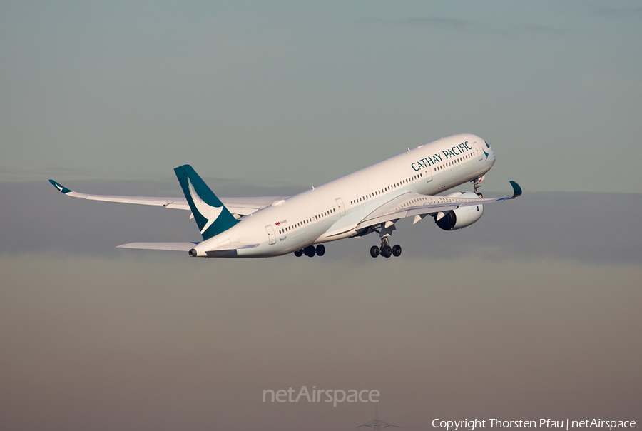Cathay Pacific Airbus A350-941 (B-LRF) | Photo 140931