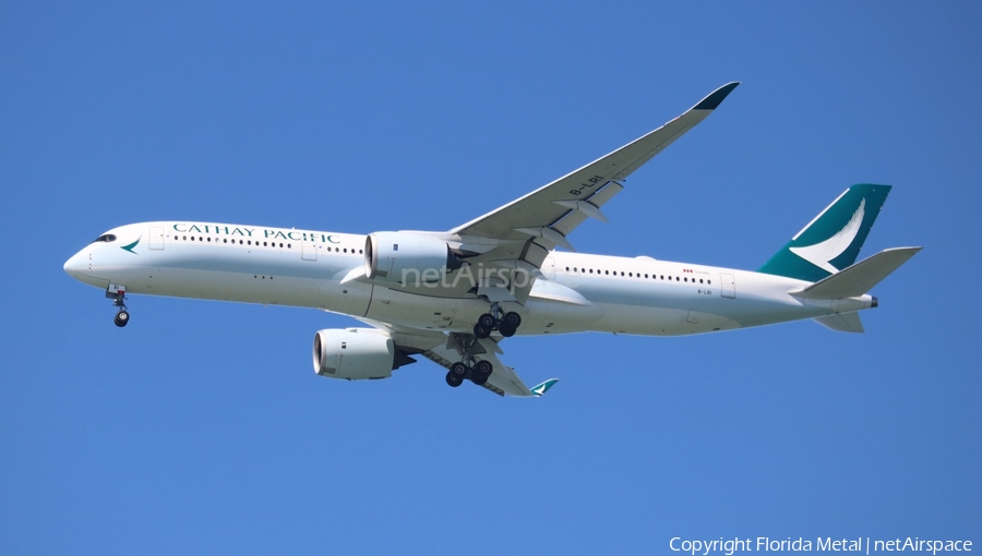 Cathay Pacific Airbus A350-941 (B-LRI) | Photo 554892