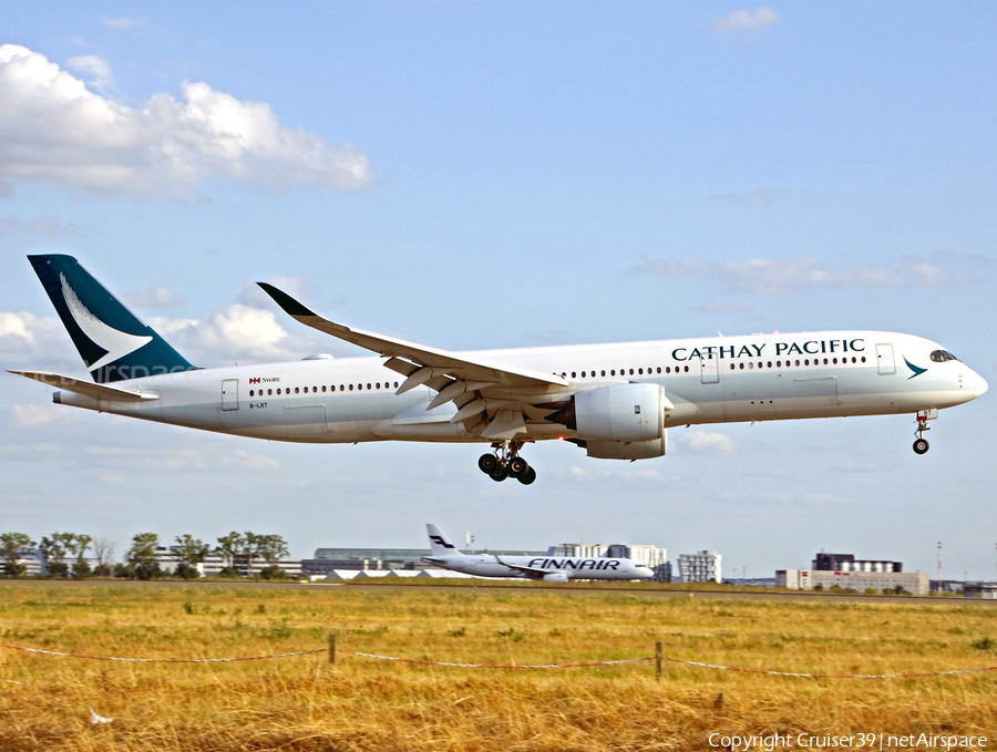 Cathay Pacific Airbus A350-941 (B-LRT) | Photo 374378