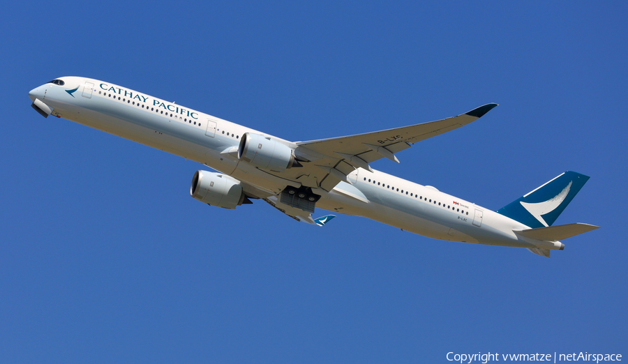 Cathay Pacific Airbus A350-1041 (B-LXC) | Photo 429381