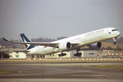 Cathay Pacific Airbus A350-1041 (B-LXE) at  Singapore - Changi, Singapore