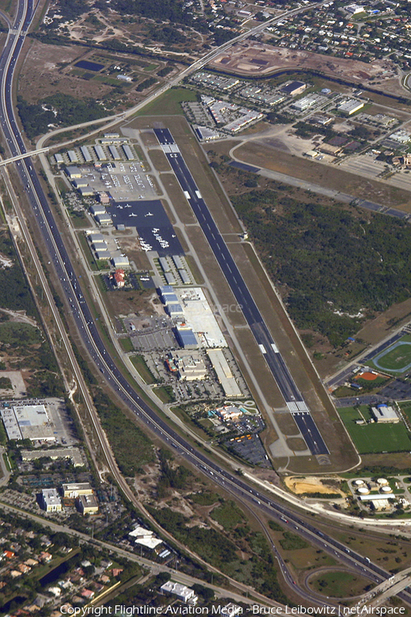 Aviation photo 169606