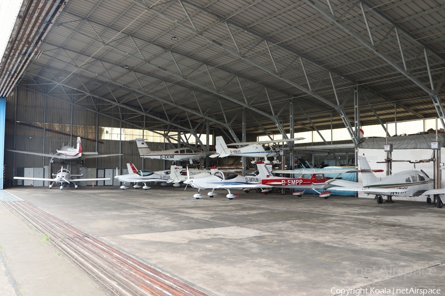 Aviation photo 620933