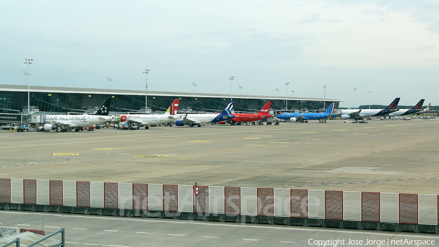 Aviation photo 639534