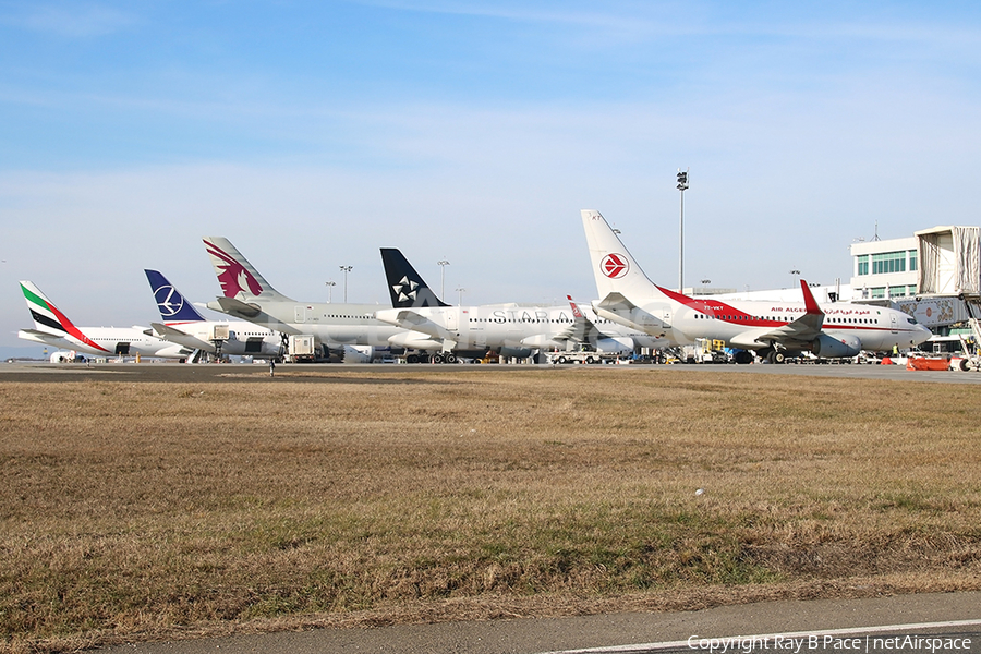 Aviation photo 395675