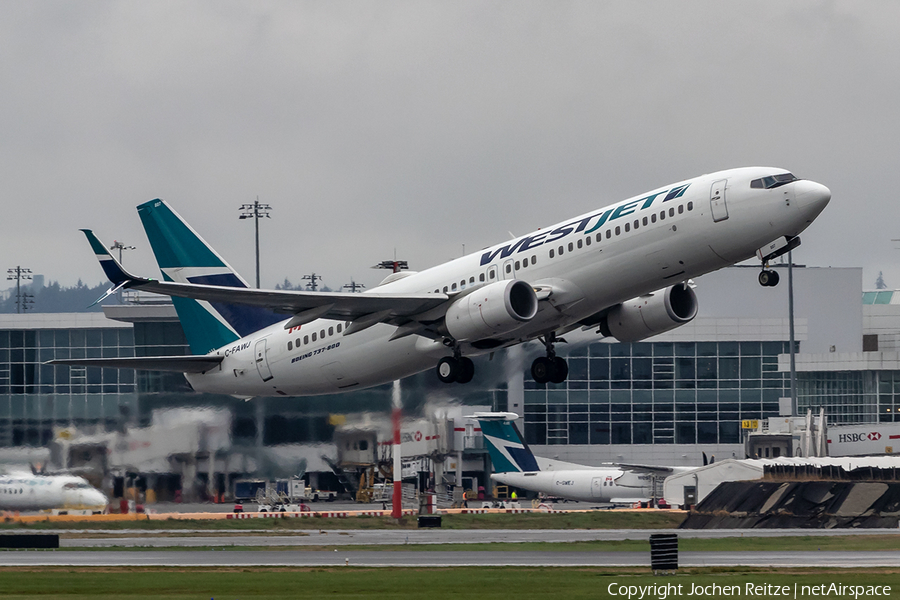 WestJet Boeing 737-8CT (C-FAWJ) | Photo 265561