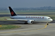 Air Canada Boeing 767-233 (C-FBEF) at  Dusseldorf - International, Germany