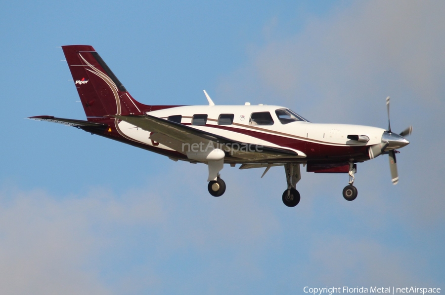(Private) Piper PA-46-500TP Malibu Meridian (C-FBUB) | Photo 309288