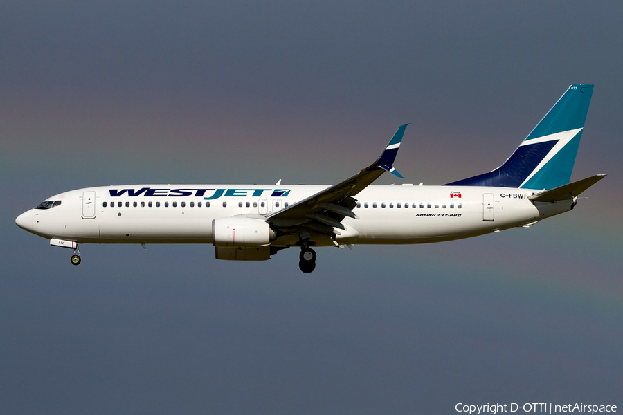 WestJet Boeing 737-8CT (C-FBWI) | Photo 445047