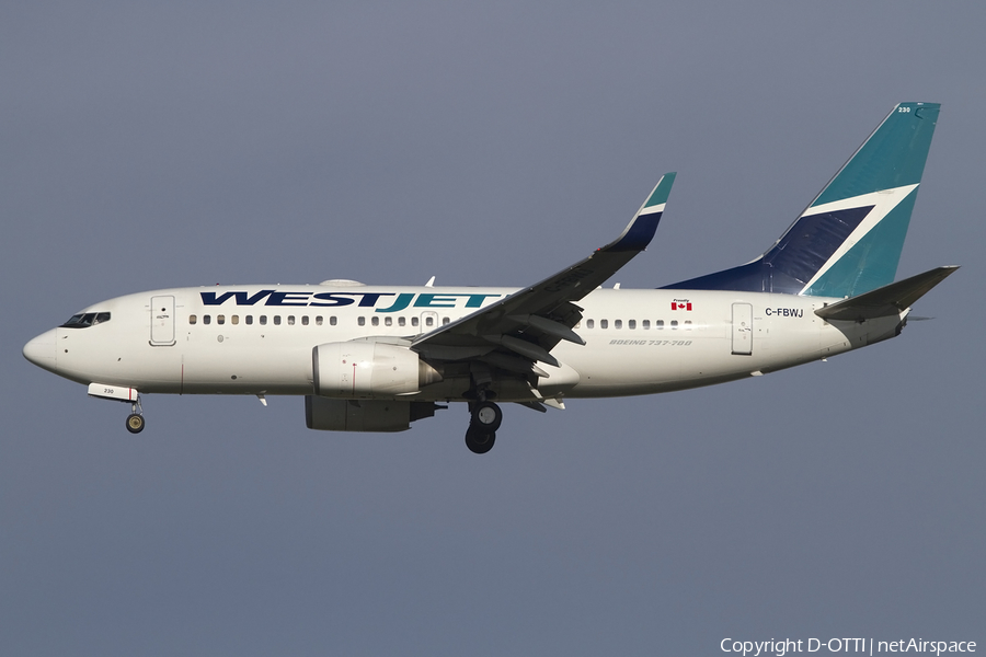 WestJet Boeing 737-7CT (C-FBWJ) | Photo 443165