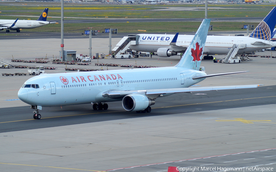 Air Canada Boeing 767-375(ER) (C-FCAE) | Photo 104203