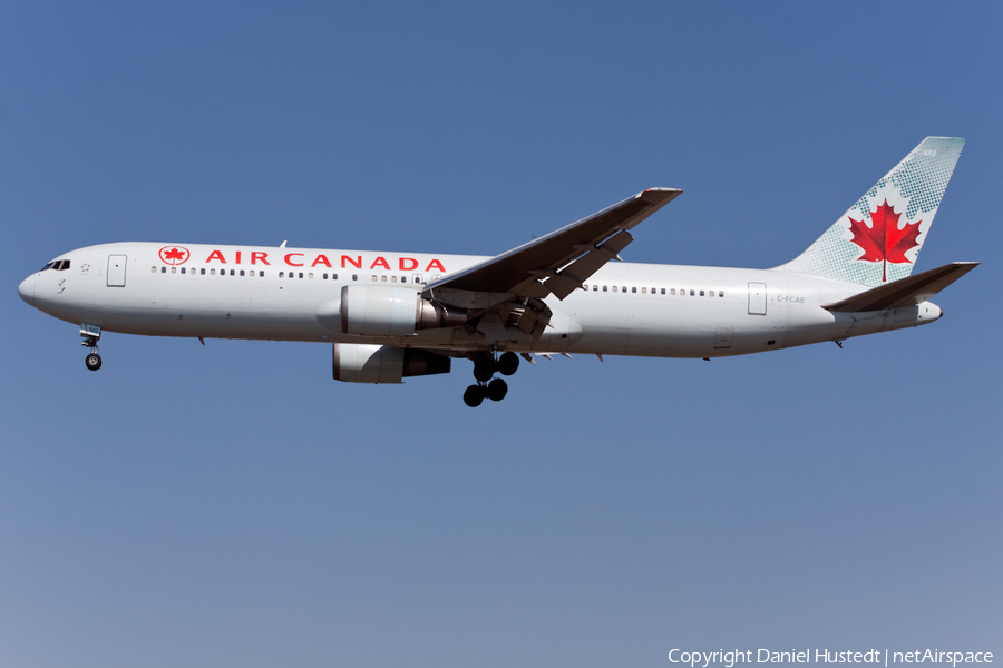 Air Canada Boeing 767-375(ER) (C-FCAE) | Photo 452678