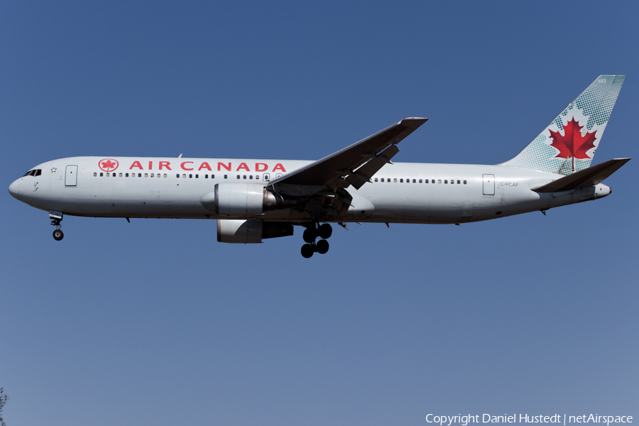 Air Canada Boeing 767-375(ER) (C-FCAF) | Photo 449909