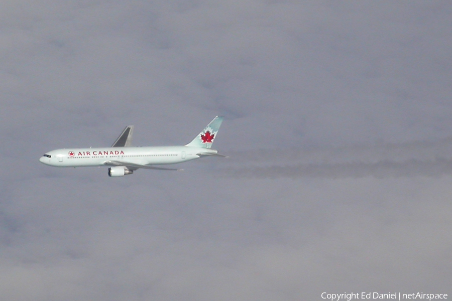 Air Canada Boeing 767-375(ER) (C-FCAF) | Photo 19160
