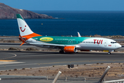 Sunwing Airlines Boeing 737-8Q8 (C-FDBD) at  Gran Canaria, Spain