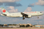 Air Canada Airbus A320-211 (C-FDCA) at  Miami - International, United States