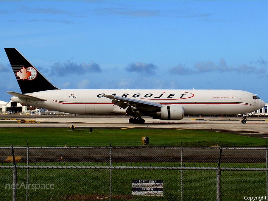 Cargojet Airways Boeing 767-39H(ER)(BDSF) (C-FDIJ) | Photo 202577