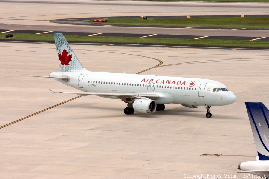 Air Canada Airbus A320-211 (C-FDQV) | Photo 305209