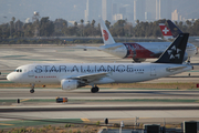 Air Canada Airbus A320-211 (C-FDRK) at  Los Angeles - International, United States