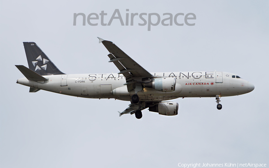 Air Canada Airbus A320-211 (C-FDRK) | Photo 256396