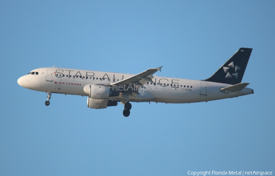 Air Canada Airbus A320-211 (C-FDRK) | Photo 309302