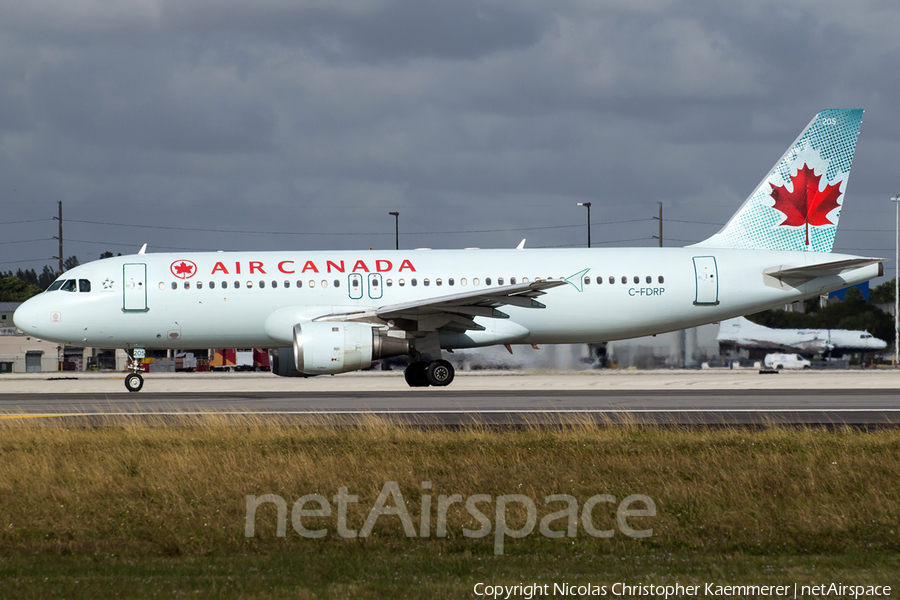 Air Canada Airbus A320-211 (C-FDRP) | Photo 122177