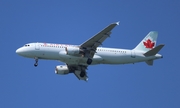 Air Canada Airbus A320-211 (C-FDSN) at  San Francisco - International, United States