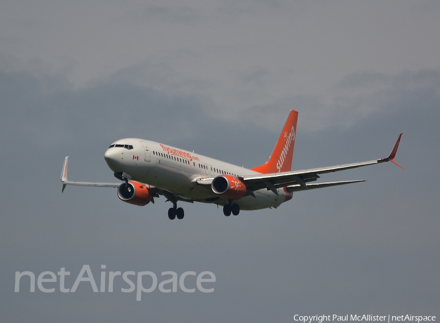 Sunwing Airlines Boeing 737-86Q (C-FEAK) | Photo 117070