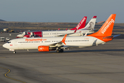 Sunwing Airlines Boeing 737-86Q (C-FEAK) at  Tenerife Sur - Reina Sofia, Spain