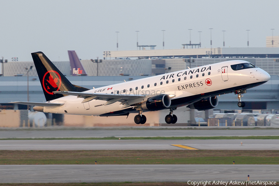 Air Canada Express (Sky Regional) Embraer ERJ-175STD (ERJ-170-200STD) (C-FEJF) | Photo 228906