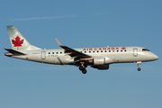 Air Canada Embraer ERJ-170SU (ERJ-170-100SU) (C-FEJY) at  Newark - Liberty International, United States